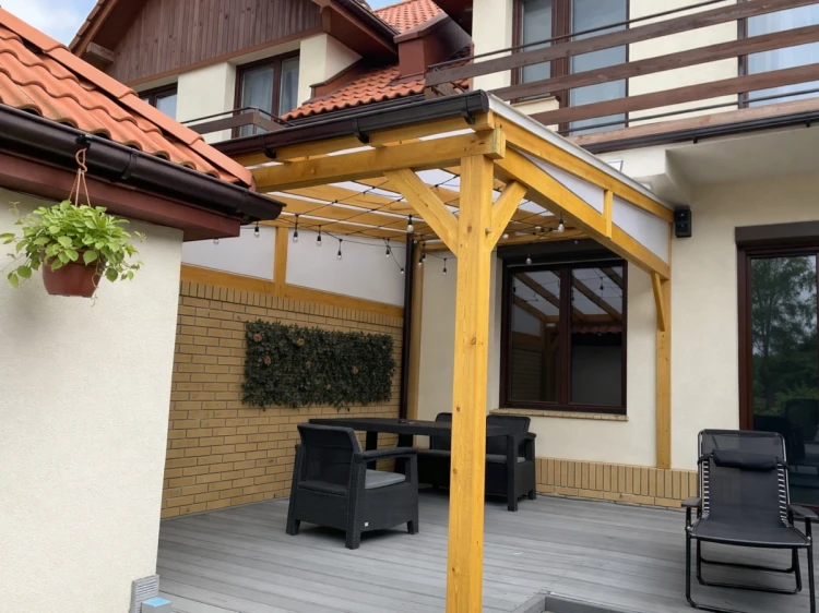 Zadaszenie tarasu KLEOSIN 1.webp